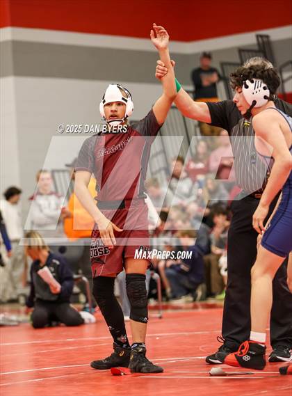 Thumbnail 3 in CHSAA 3A Region 4 Day Two photogallery.