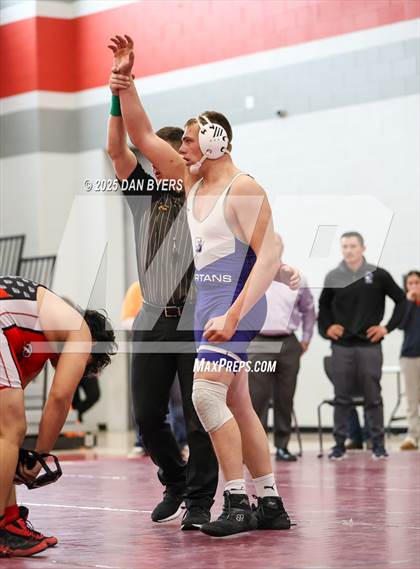 Thumbnail 2 in CHSAA 3A Region 4 Day Two photogallery.