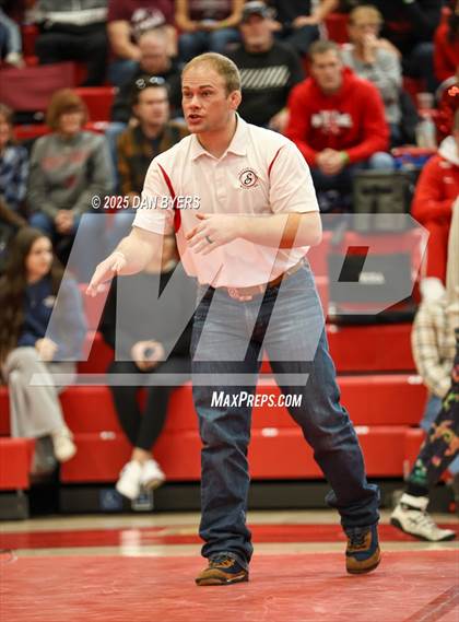 Thumbnail 3 in CHSAA 3A Region 4 Day Two photogallery.