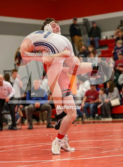 Thumbnail 1 in CHSAA 3A Region 4 Day Two photogallery.