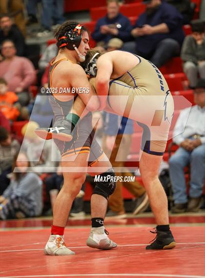 Thumbnail 2 in CHSAA 3A Region 4 Day Two photogallery.