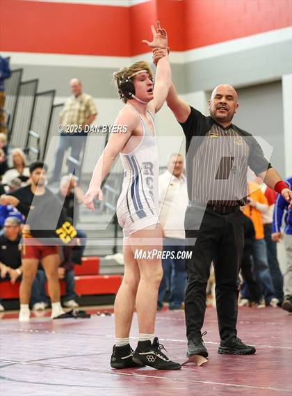 Thumbnail 3 in CHSAA 3A Region 4 Day Two photogallery.