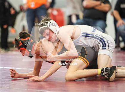 Thumbnail 1 in CHSAA 3A Region 4 Day Two photogallery.