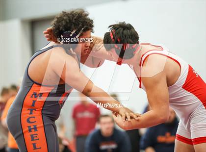 Thumbnail 2 in CHSAA 3A Region 4 Day Two photogallery.