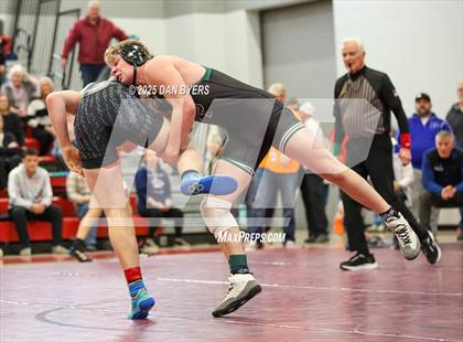 Thumbnail 1 in CHSAA 3A Region 4 Day Two photogallery.