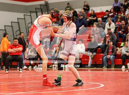 Thumbnail 1 in CHSAA 3A Region 4 Day Two photogallery.