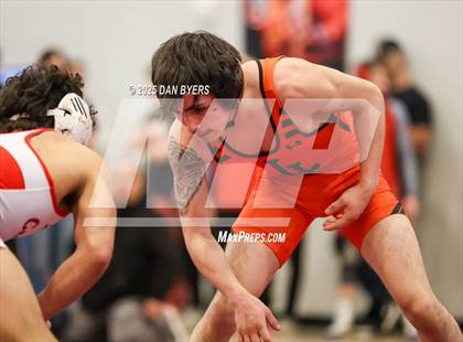 Thumbnail 1 in CHSAA 3A Region 4 Day Two photogallery.
