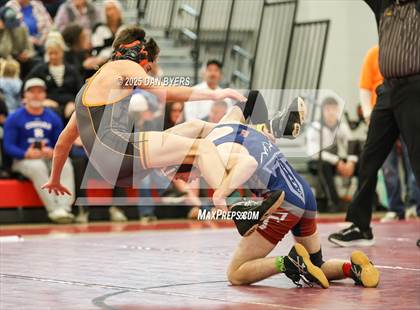 Thumbnail 2 in CHSAA 3A Region 4 Day Two photogallery.