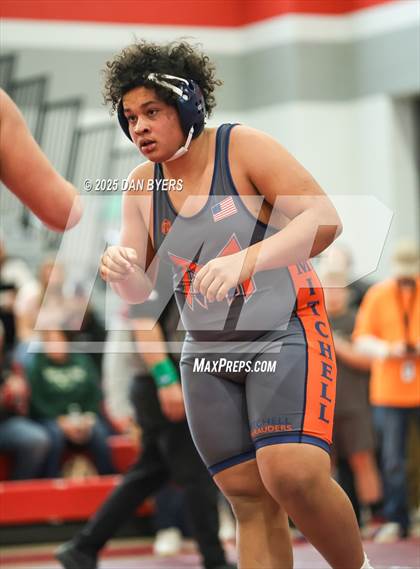 Thumbnail 3 in CHSAA 3A Region 4 Day Two photogallery.