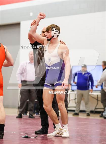 Thumbnail 2 in CHSAA 3A Region 4 Day Two photogallery.