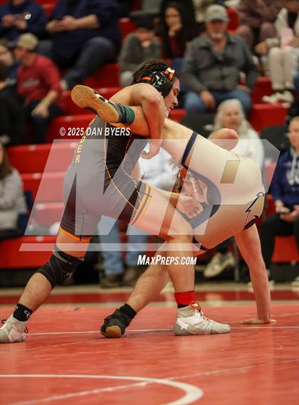 Thumbnail 3 in CHSAA 3A Region 4 Day Two photogallery.