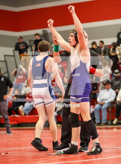 Thumbnail 3 in CHSAA 3A Region 4 Day Two photogallery.