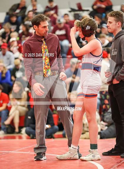 Thumbnail 3 in CHSAA 3A Region 4 Day Two photogallery.