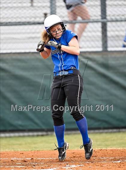 Thumbnail 2 in Midlothian vs. Southwest Christian (Mansfield Tournament) photogallery.