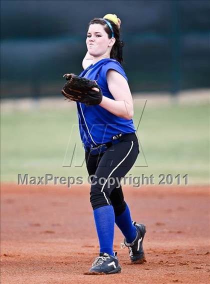Thumbnail 3 in Midlothian vs. Southwest Christian (Mansfield Tournament) photogallery.