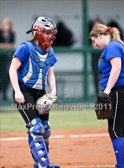 Thumbnail 3 in Midlothian vs. Southwest Christian (Mansfield Tournament) photogallery.