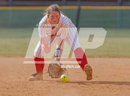 Thumbnail 2 in Toombs County vs. Gordon Lee (GHSA 1A D1 State Tournament) photogallery.