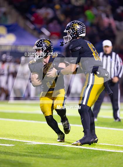 Thumbnail 1 in Douglas County vs Carrollton photogallery.