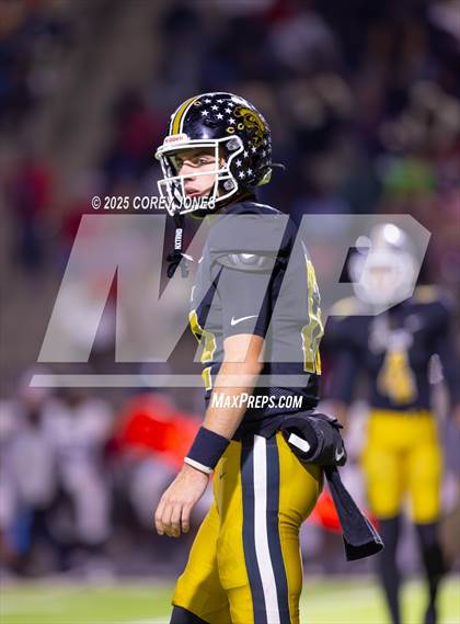 Thumbnail 2 in Douglas County vs Carrollton photogallery.