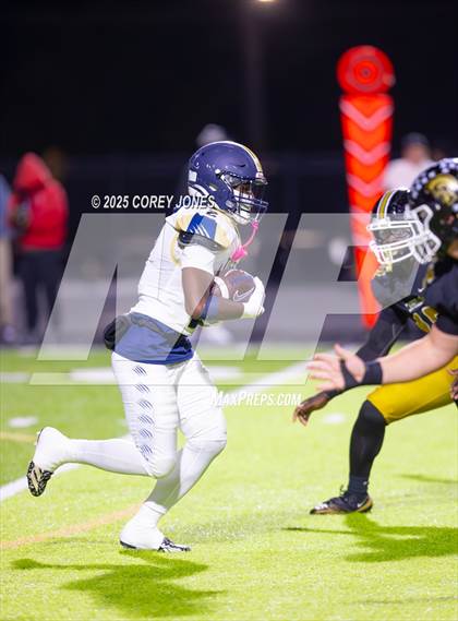 Thumbnail 2 in Douglas County vs Carrollton photogallery.