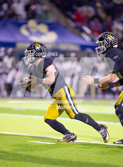 Thumbnail 2 in Douglas County vs Carrollton photogallery.