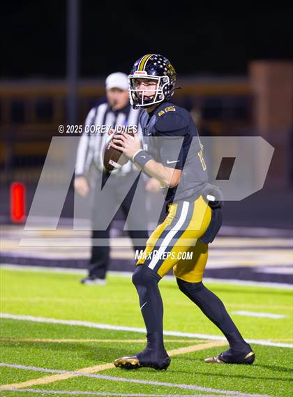 Thumbnail 1 in Douglas County vs Carrollton photogallery.