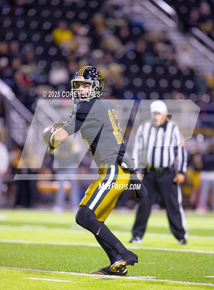 Thumbnail 2 in Douglas County vs Carrollton photogallery.