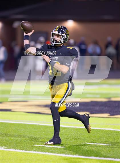 Thumbnail 1 in Douglas County vs Carrollton photogallery.