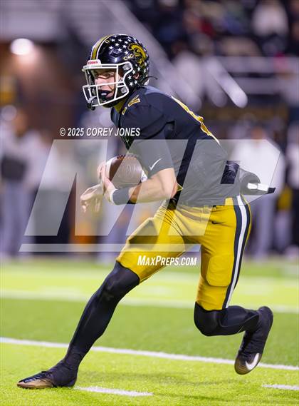 Thumbnail 2 in Douglas County vs Carrollton photogallery.