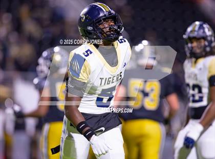 Thumbnail 2 in Douglas County vs Carrollton photogallery.