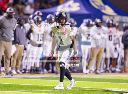 Thumbnail 2 in Douglas County vs Carrollton photogallery.