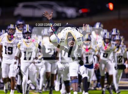 Thumbnail 1 in Douglas County vs Carrollton photogallery.