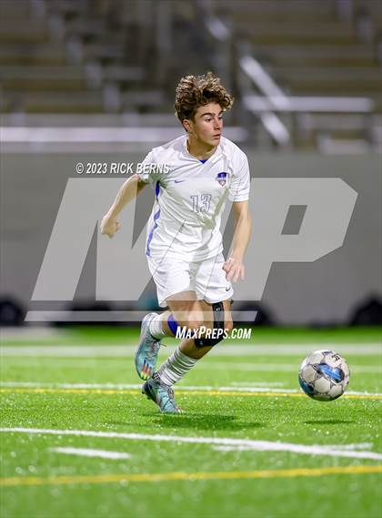 Thumbnail 2 in Grand Oaks vs Cypress Woods (UIL6A Region 2 Area playoff) photogallery.