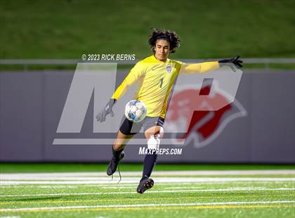 Thumbnail 1 in Grand Oaks vs Cypress Woods (UIL6A Region 2 Area playoff) photogallery.