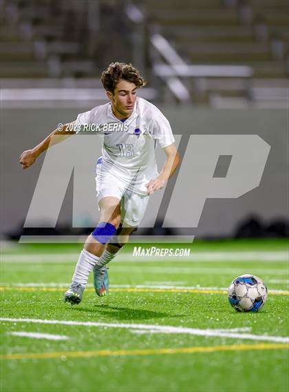Thumbnail 3 in Grand Oaks vs Cypress Woods (UIL6A Region 2 Area playoff) photogallery.