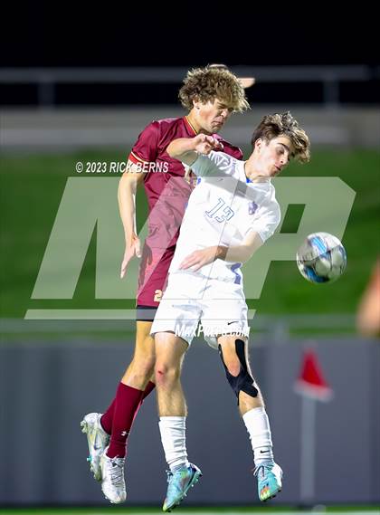 Thumbnail 3 in Grand Oaks vs Cypress Woods (UIL6A Region 2 Area playoff) photogallery.
