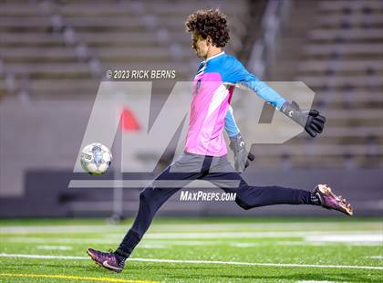 Thumbnail 3 in Grand Oaks vs Cypress Woods (UIL6A Region 2 Area playoff) photogallery.