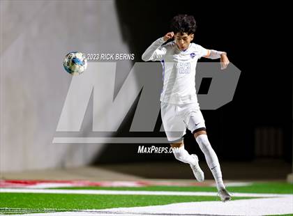 Thumbnail 2 in Grand Oaks vs Cypress Woods (UIL6A Region 2 Area playoff) photogallery.