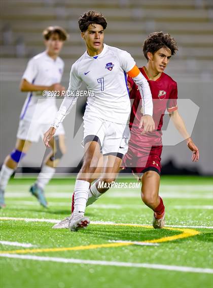 Thumbnail 1 in Grand Oaks vs Cypress Woods (UIL6A Region 2 Area playoff) photogallery.