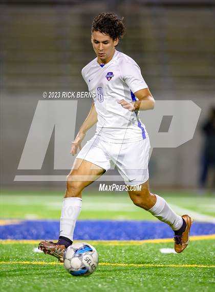 Thumbnail 1 in Grand Oaks vs Cypress Woods (UIL6A Region 2 Area playoff) photogallery.