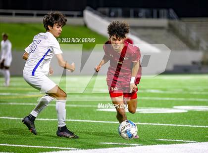 Thumbnail 2 in Grand Oaks vs Cypress Woods (UIL6A Region 2 Area playoff) photogallery.