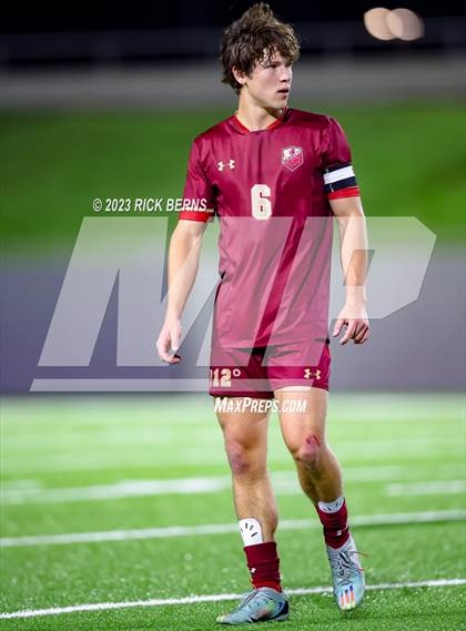 Thumbnail 2 in Grand Oaks vs Cypress Woods (UIL6A Region 2 Area playoff) photogallery.