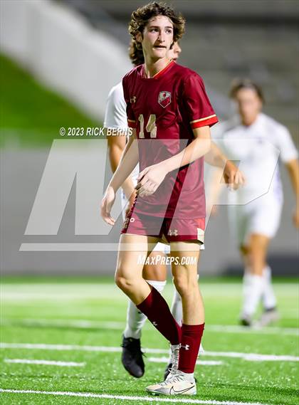 Thumbnail 2 in Grand Oaks vs Cypress Woods (UIL6A Region 2 Area playoff) photogallery.