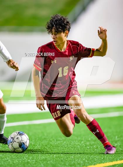Thumbnail 1 in Grand Oaks vs Cypress Woods (UIL6A Region 2 Area playoff) photogallery.