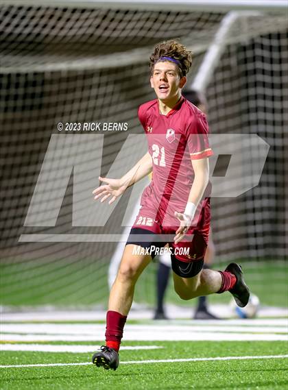 Thumbnail 3 in Grand Oaks vs Cypress Woods (UIL6A Region 2 Area playoff) photogallery.
