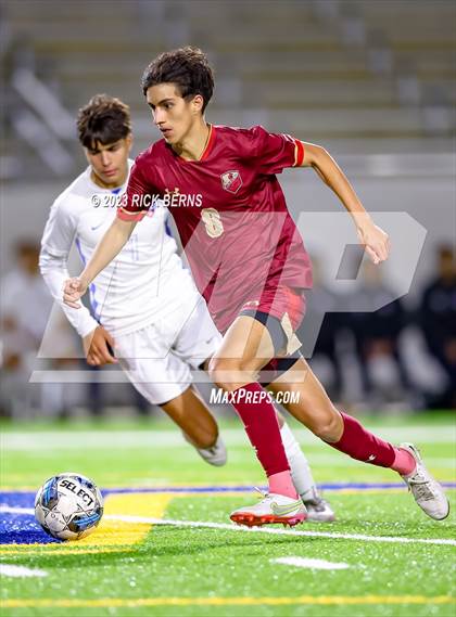 Thumbnail 3 in Grand Oaks vs Cypress Woods (UIL6A Region 2 Area playoff) photogallery.