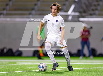 Thumbnail 2 in Grand Oaks vs Cypress Woods (UIL6A Region 2 Area playoff) photogallery.