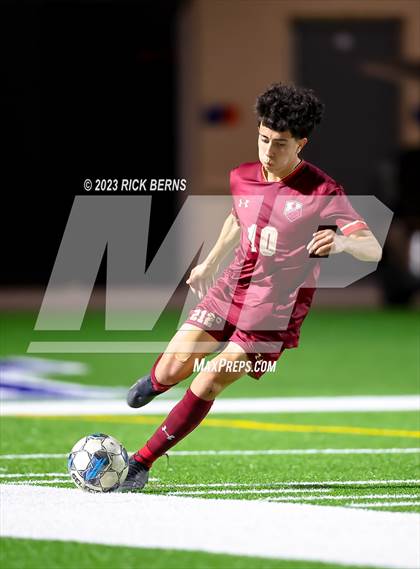 Thumbnail 1 in Grand Oaks vs Cypress Woods (UIL6A Region 2 Area playoff) photogallery.