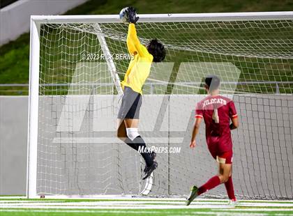 Thumbnail 1 in Grand Oaks vs Cypress Woods (UIL6A Region 2 Area playoff) photogallery.