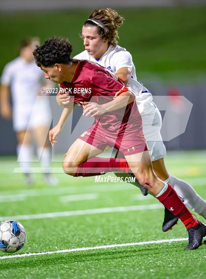 Thumbnail 3 in Grand Oaks vs Cypress Woods (UIL6A Region 2 Area playoff) photogallery.